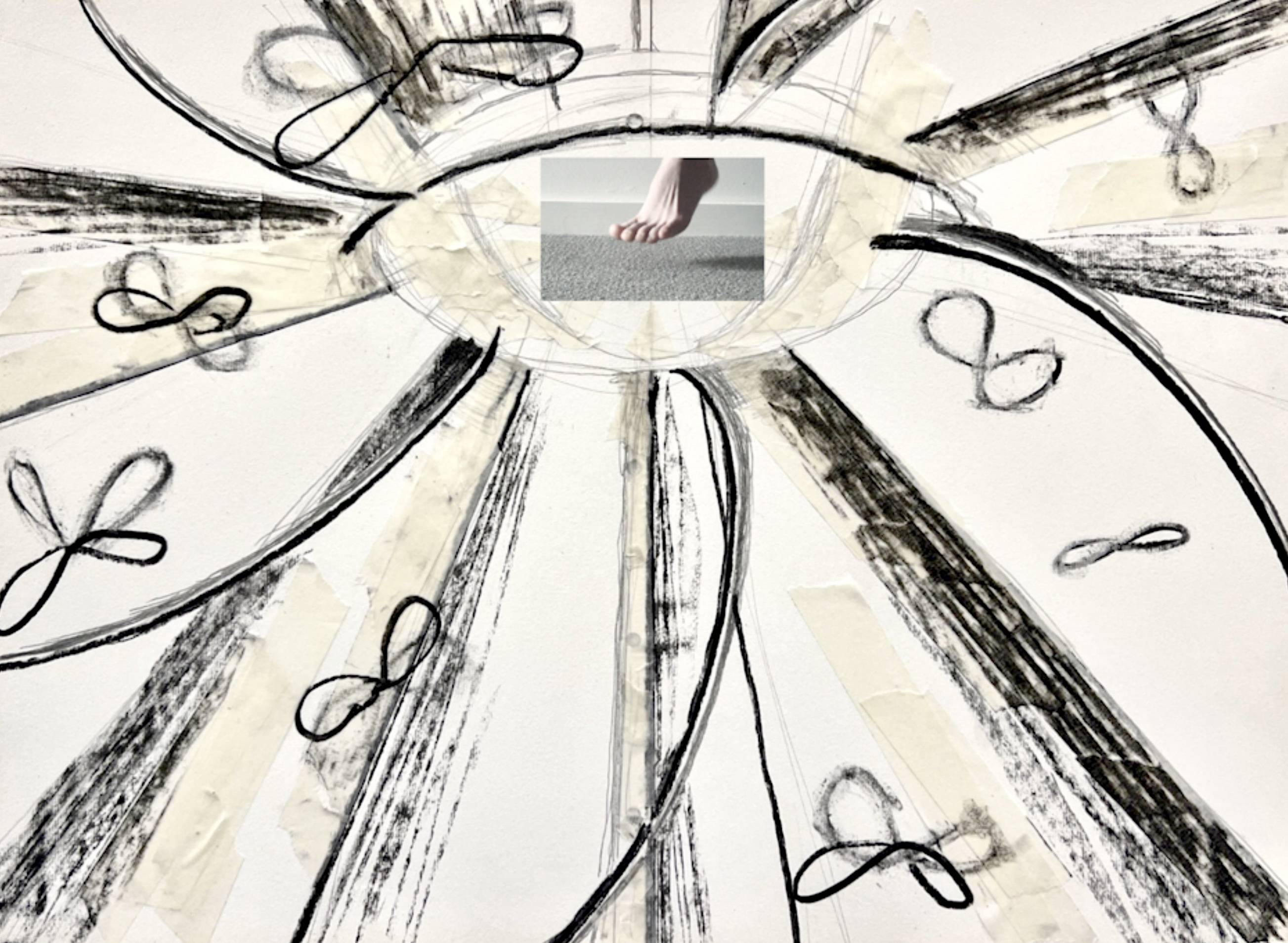 阳光、飞尘、快乐的脚