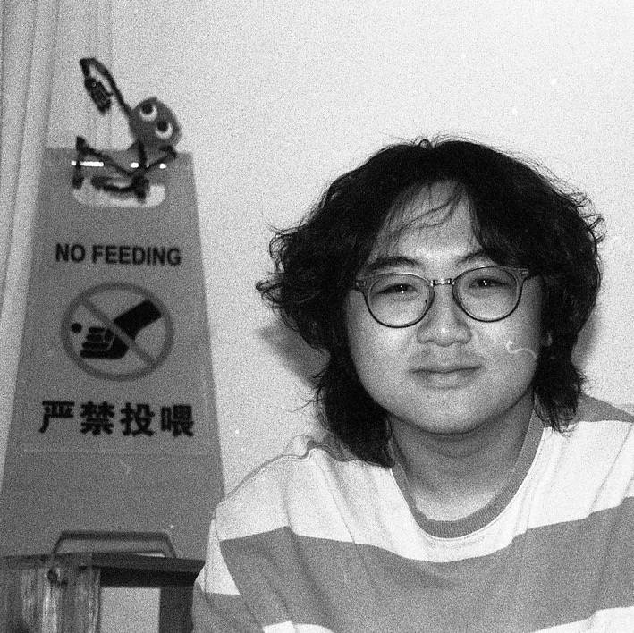 吴天驰