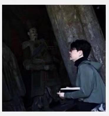 许焱